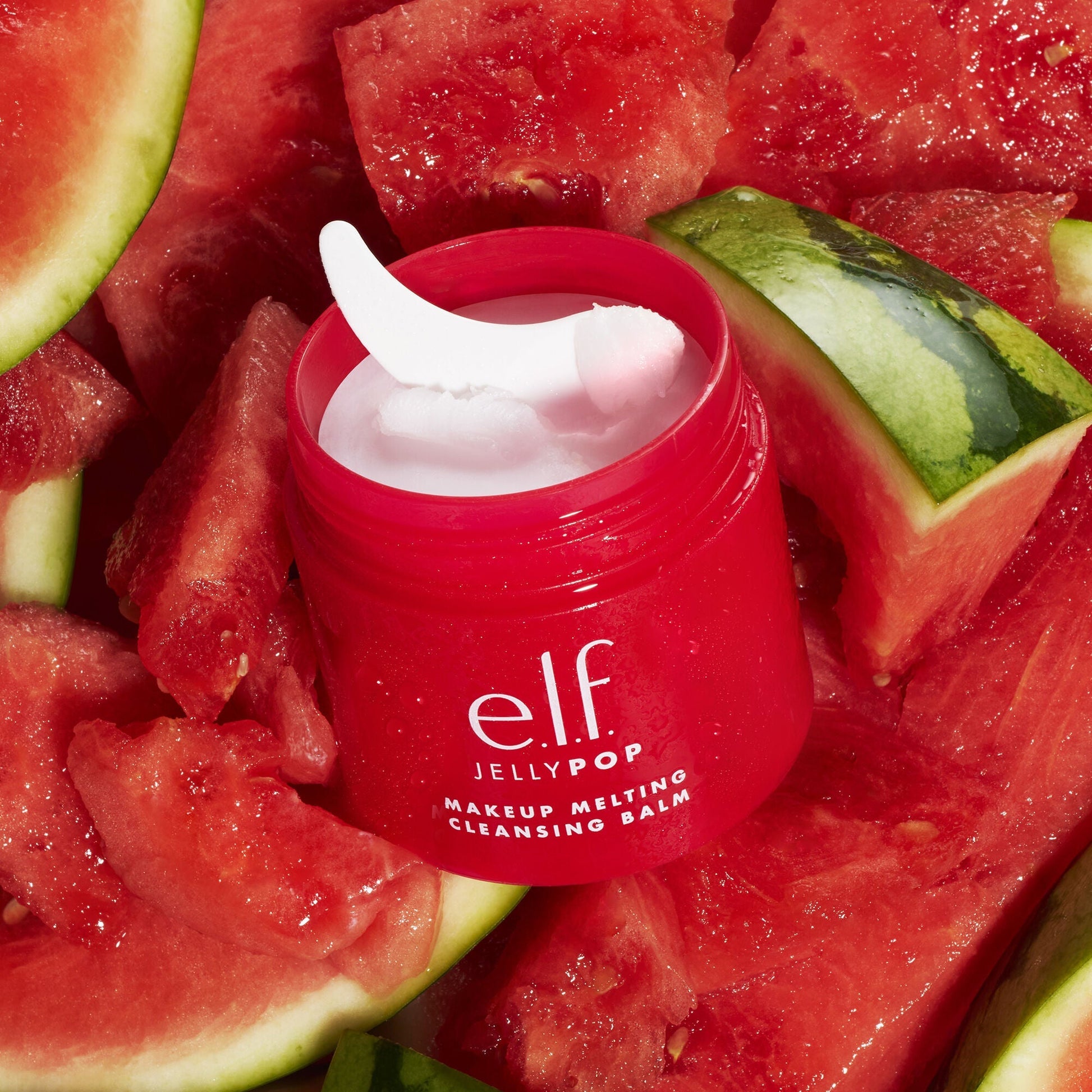 jelly-pop-makeup-melting-cleansing-balm-j5 021825_elf_JP_CleansingBalm_Texture_WATER-OPEN_PLATE_186_IGF.jpg