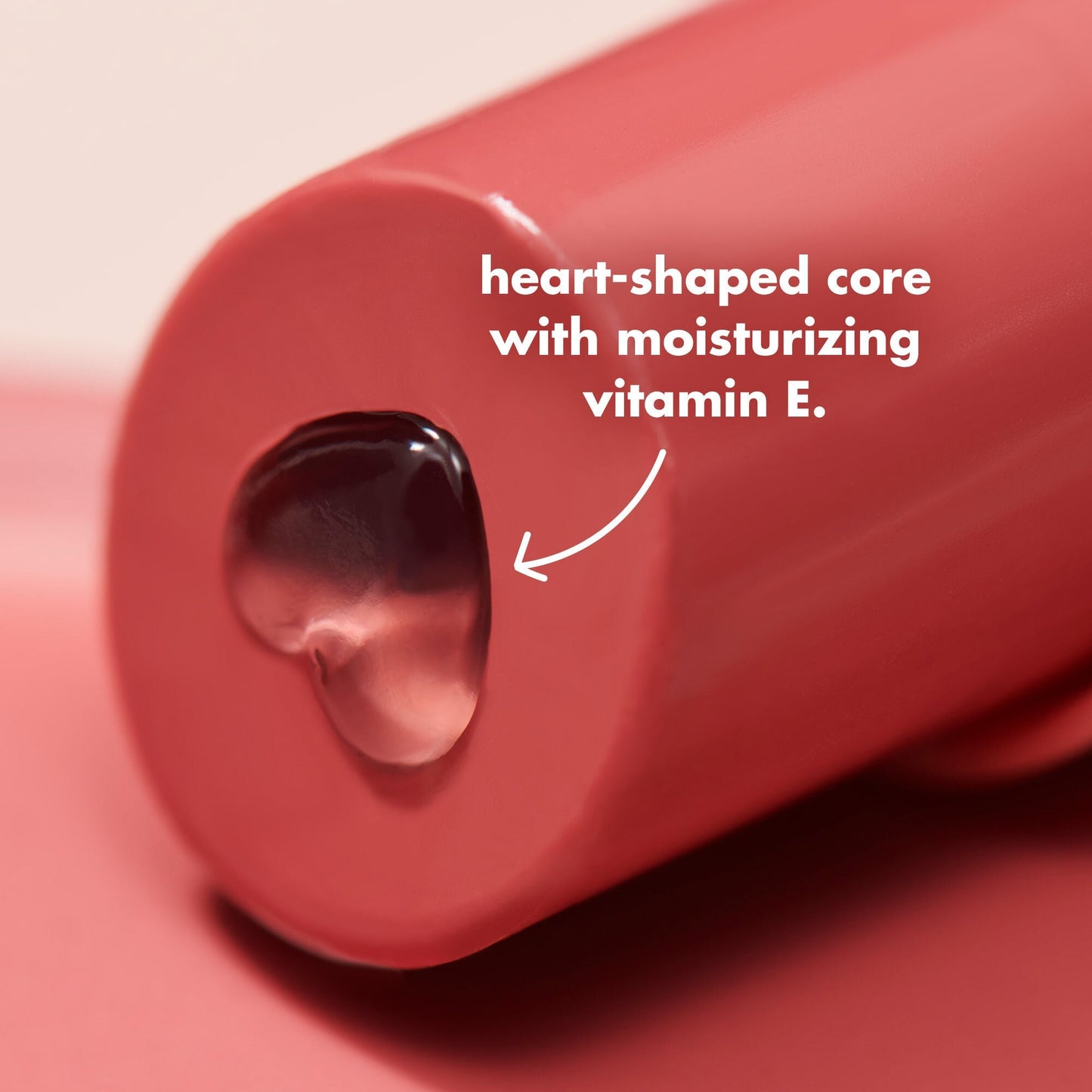 hydrating-core-lip-shine-o2 0326_EDU_HydratingCoreLipShine_PRODUCTINFO_b4236e19-37d0-403e-bb87-078193a88006.jpg