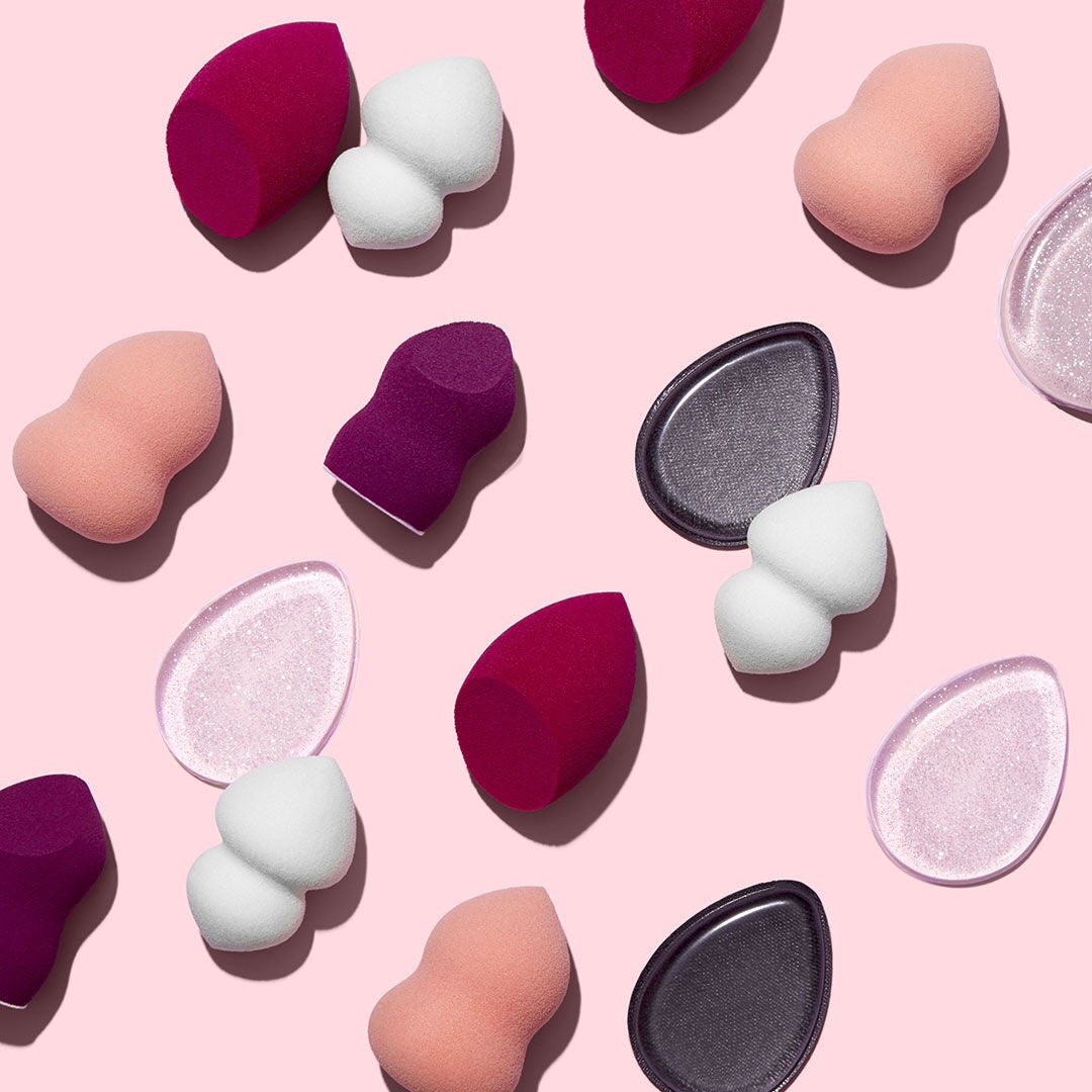blending-and-highlighting-sponge-duo-q0 0619_SocialIGF_Sponges1_b1fd4502-7674-4b0c-86df-28fe31a55570.jpg