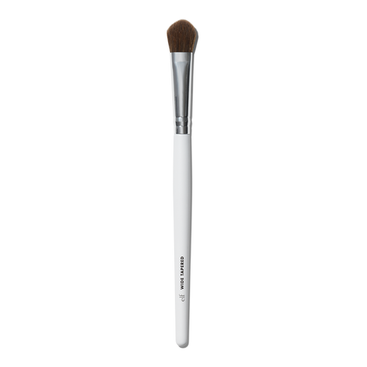 wide-tapered-eyeshadow-brush-t2 21994_OPENA_R.png